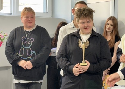 Wręczenie nagrody dla najlepszego ucznia – ORZEŁ ZDZ w kategorii uczeń szkoły ponadpodstawowej